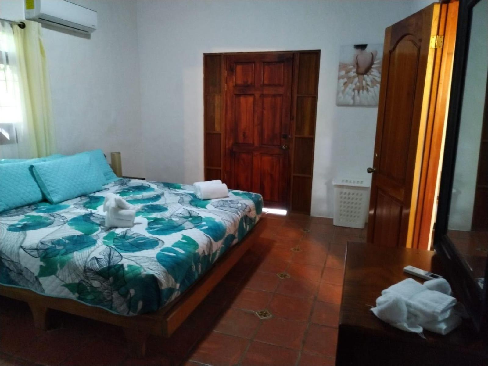 Hotel Planeta Sano Manuel Antonio Eksteriør billede